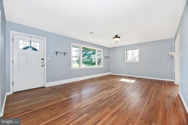 1403 STREAKER RD, Sykesville, MD 21784