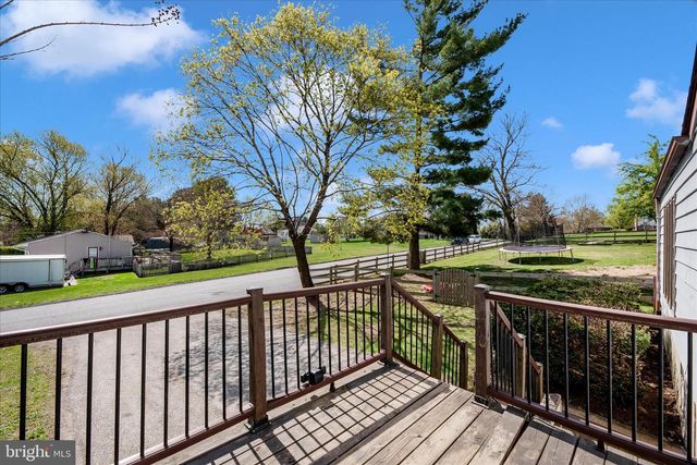 1403 STREAKER RD, Sykesville, MD 21784
