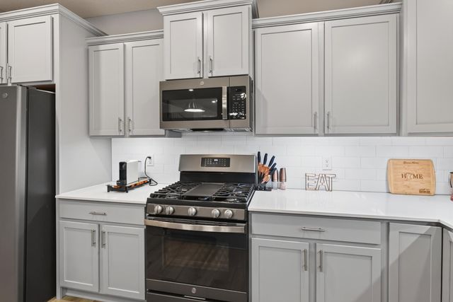 11008 Kingsview Lane N, Dayton, MN 55369