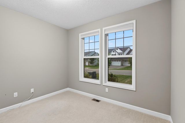 11008 Kingsview Lane N, Dayton, MN 55369