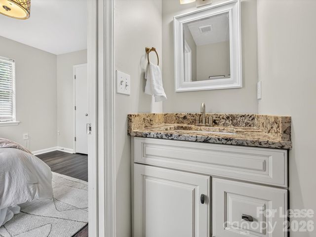 1521 Sumter Avenue, Charlotte, NC 28208