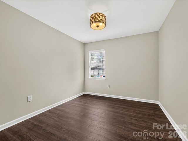 1521 Sumter Avenue, Charlotte, NC 28208
