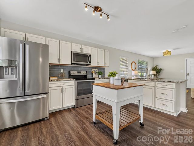 1521 Sumter Avenue, Charlotte, NC 28208