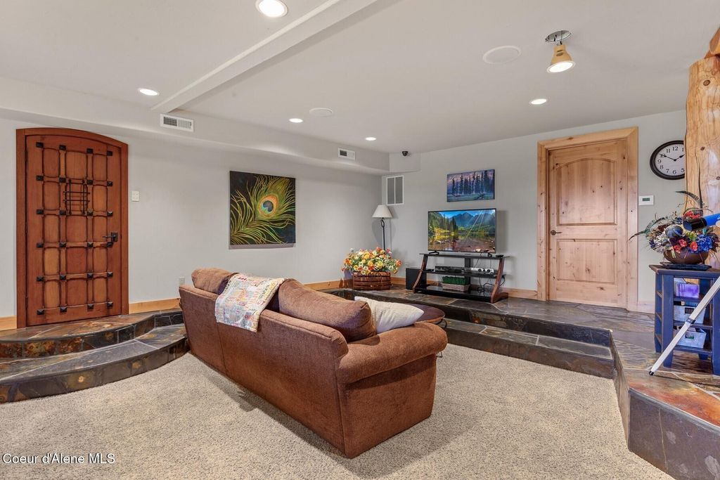 18869 S Trekker Woods Rd, Coeur d'Alene, ID 83814 photo 49