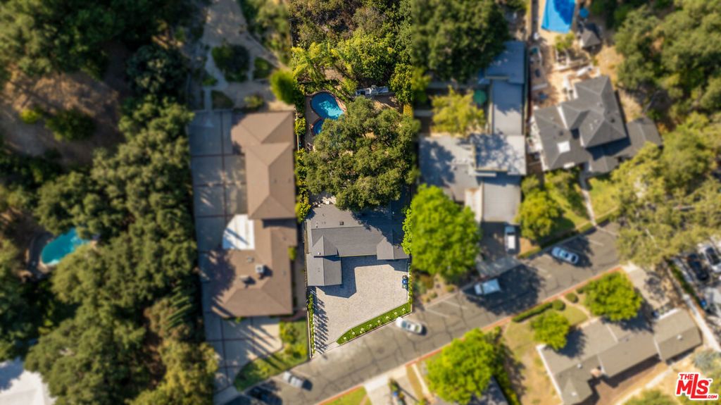 2727 Hollister Terrace, Glendale, CA 91206 — photo 5