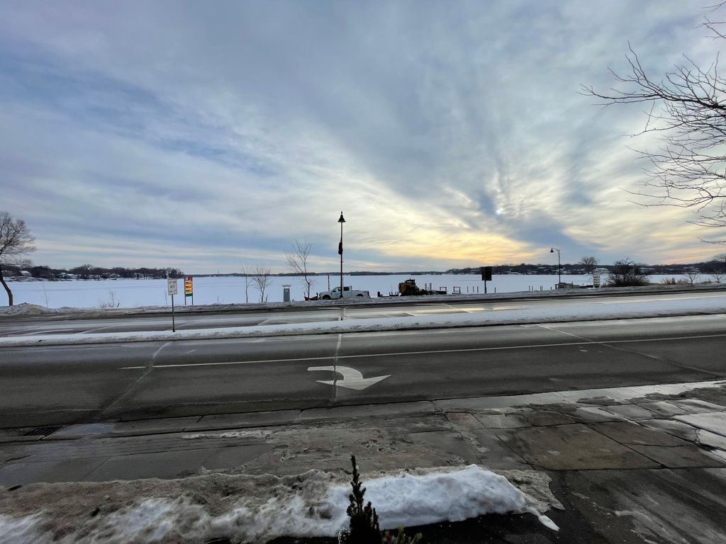4032 Shoreline Drive, Spring Park, MN 55384 — photo 2
