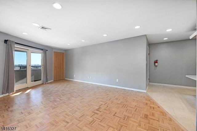 41 Wilson Ave D6, Newark City, NJ 07105