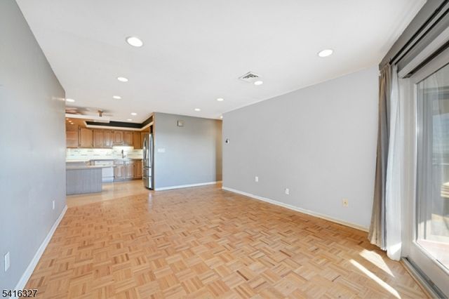 41 Wilson Ave D6, Newark City, NJ 07105
