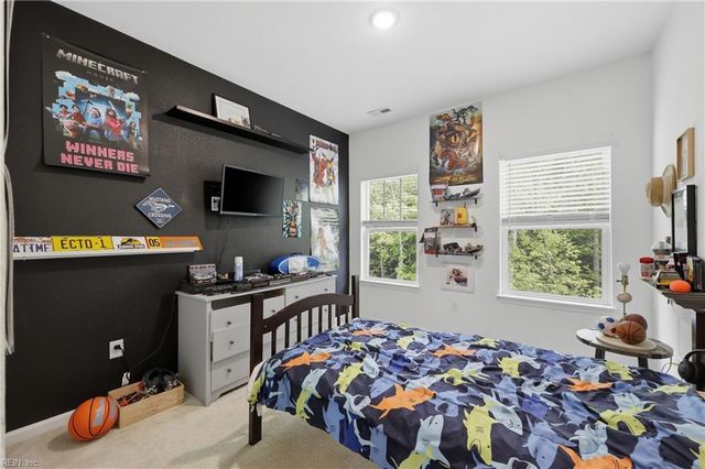 25253 Kelsie ST, Windsor, VA 23487