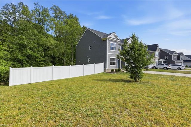 25253 Kelsie ST, Windsor, VA 23487