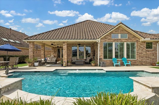 95 Lake View Loop, Fulshear, TX 77441