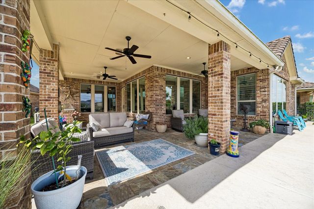 95 Lake View Loop, Fulshear, TX 77441