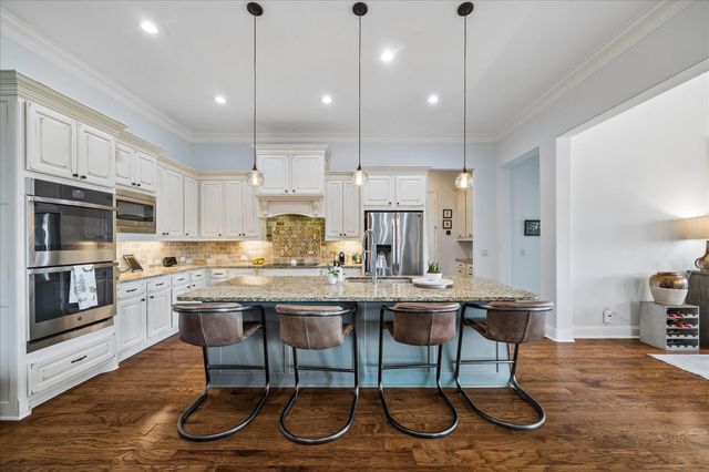 95 Lake View Loop, Fulshear, TX 77441