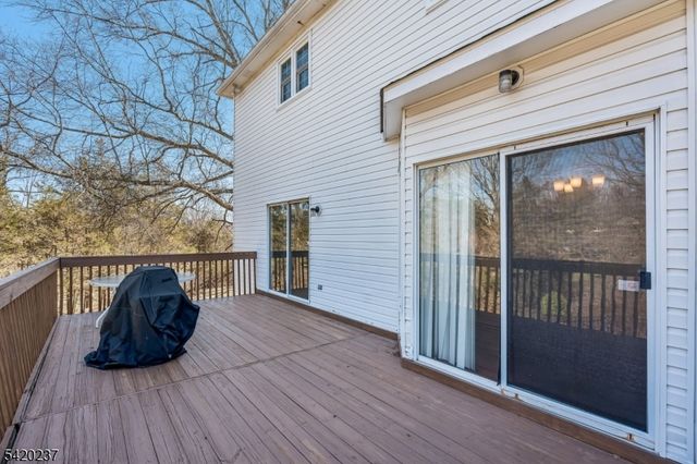 1106 Van Arsdale Dr, Branchburg Twp., NJ 08853