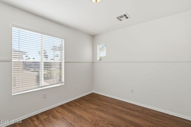 8710 E KILAREA Avenue, Mesa, AZ 85209