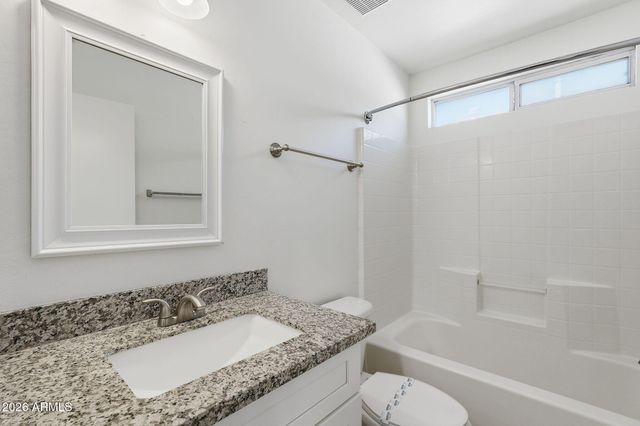 8710 E KILAREA Avenue, Mesa, AZ 85209