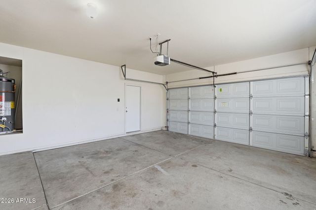 8710 E KILAREA Avenue, Mesa, AZ 85209