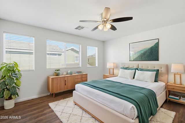 8710 E KILAREA Avenue, Mesa, AZ 85209