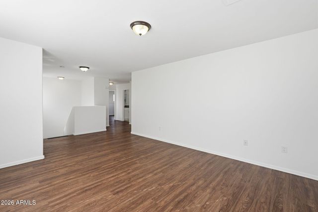 8710 E KILAREA Avenue, Mesa, AZ 85209