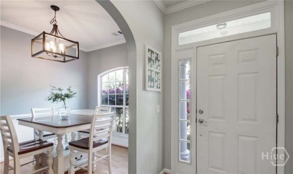 Image 2 of property listing at 127 Sweet Gum Road, Savannah, GA 31410