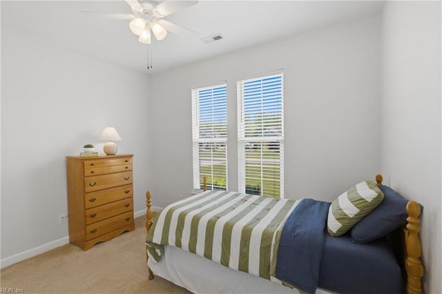 118 Creekside DR, Moyock, NC 27958