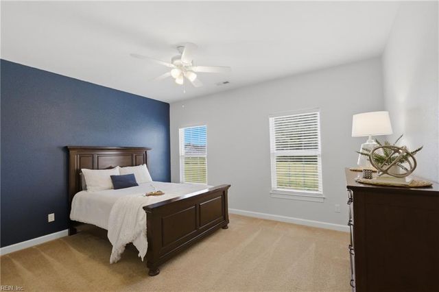 118 Creekside DR, Moyock, NC 27958