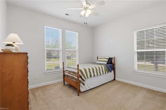 118 Creekside DR, Moyock, NC 27958