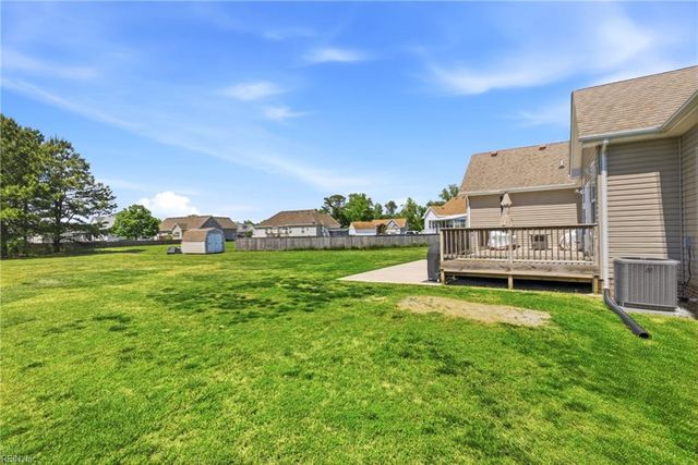 118 Creekside DR, Moyock, NC 27958