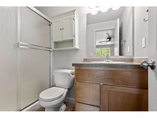 2424 Ne 113TH Ct, Vancouver, WA 98684