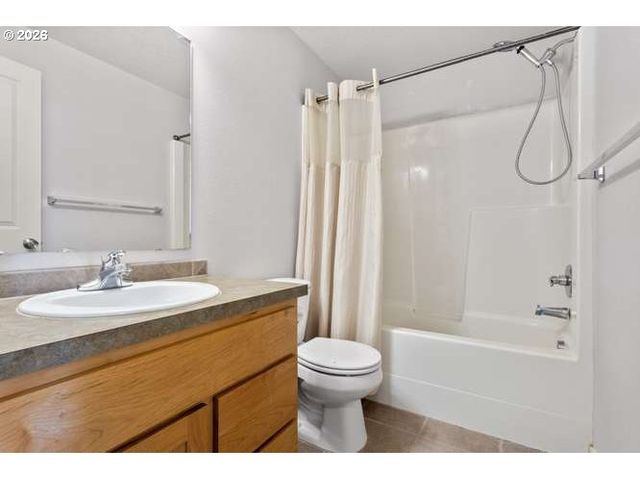 2424 Ne 113TH Ct, Vancouver, WA 98684