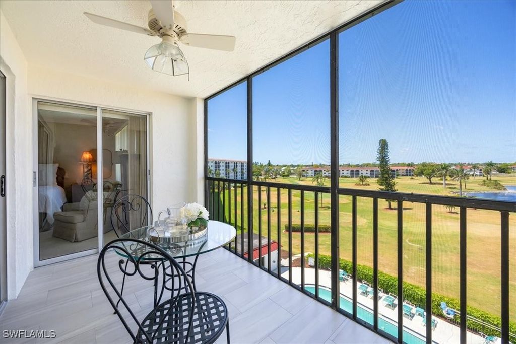 21 High Point CIR E 502, Naples, FL 34103