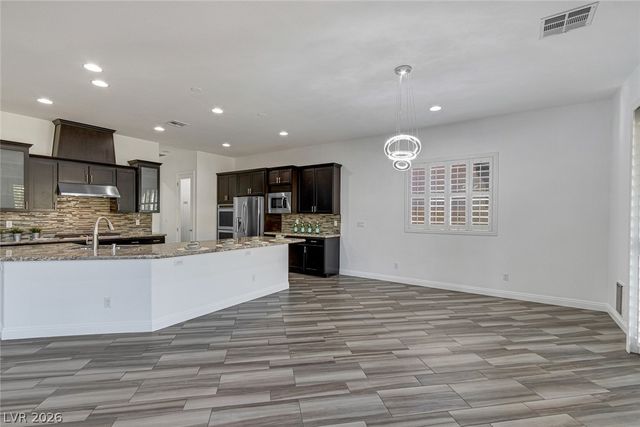 775 Porto Mio Way, Las Vegas, NV 89138