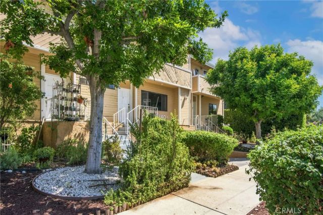 5340 Wilkinson Avenue 5, Valley Village, CA 91607