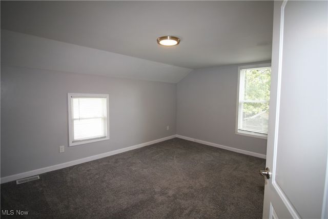 637 Wallace Avenue SE, Massillon, OH 44646