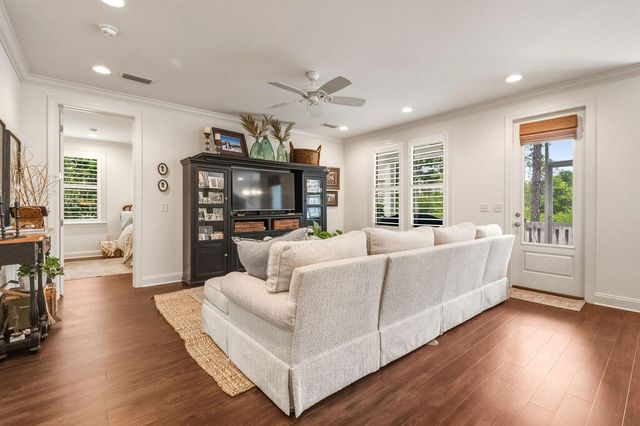 110 N Zander Way, Santa Rosa Beach, FL 32459