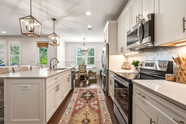 110 N Zander Way, Santa Rosa Beach, FL 32459