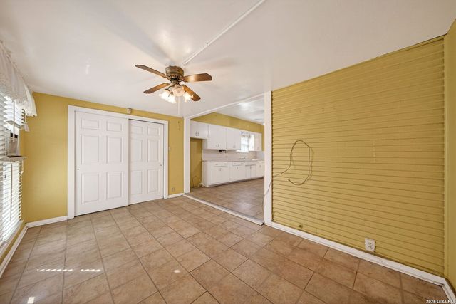 230 high, San Antonio, TX 78210