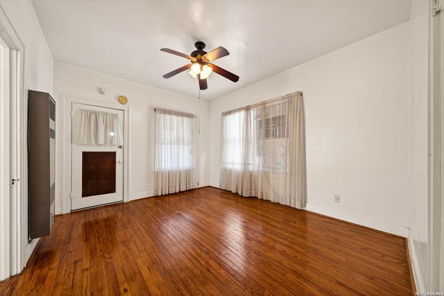 230 high, San Antonio, TX 78210