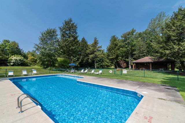 38 Tranquility Rd Unit 84, Stowe, VT 05672