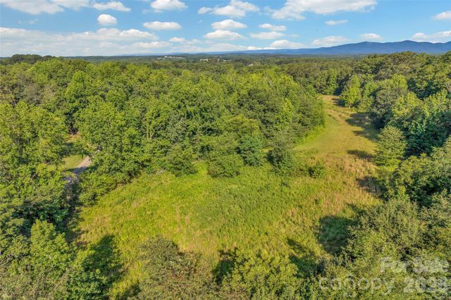 2440 Mount Lebanon Road, Campobello, SC 29322
