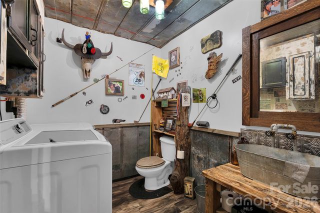 2440 Mount Lebanon Road, Campobello, SC 29322