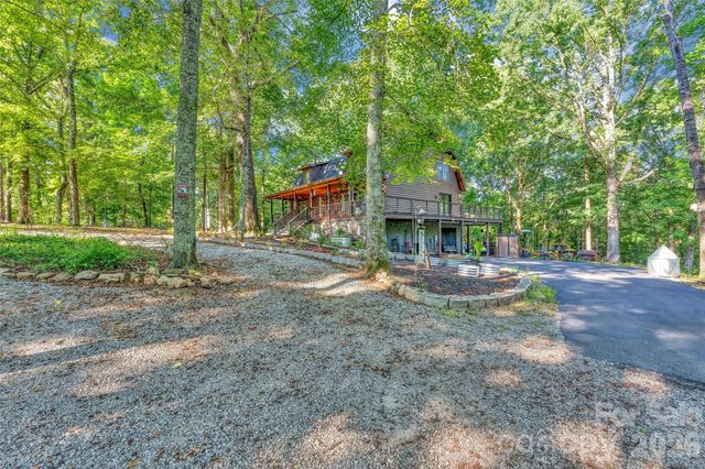 2440 Mount Lebanon Road, Campobello, SC 29322