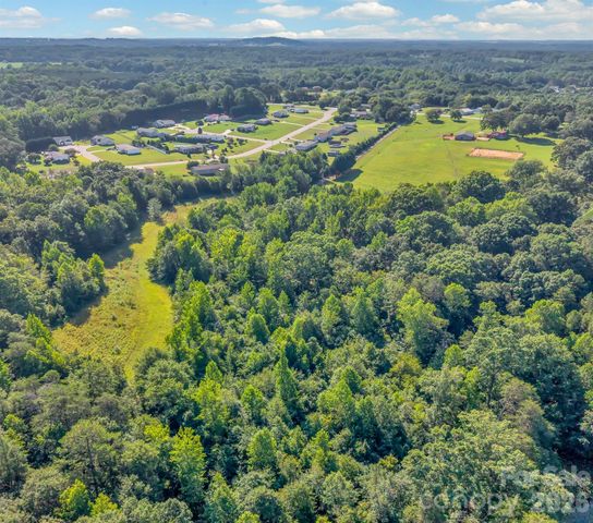 2440 Mount Lebanon Road, Campobello, SC 29322