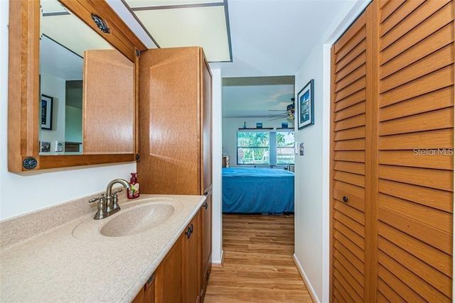 1324 PASADENA AVENUE S 205, South Pasadena, FL 33707