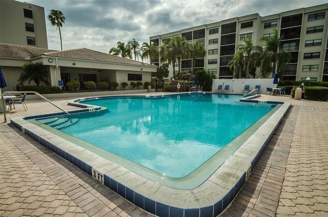 1324 PASADENA AVENUE S 205, South Pasadena, FL 33707