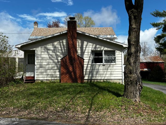134 Schoolhouse Road, Middleburgh, NY 12157