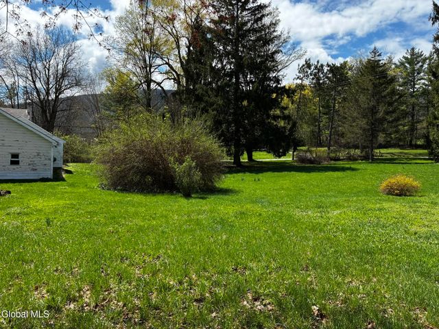 134 Schoolhouse Road, Middleburgh, NY 12157
