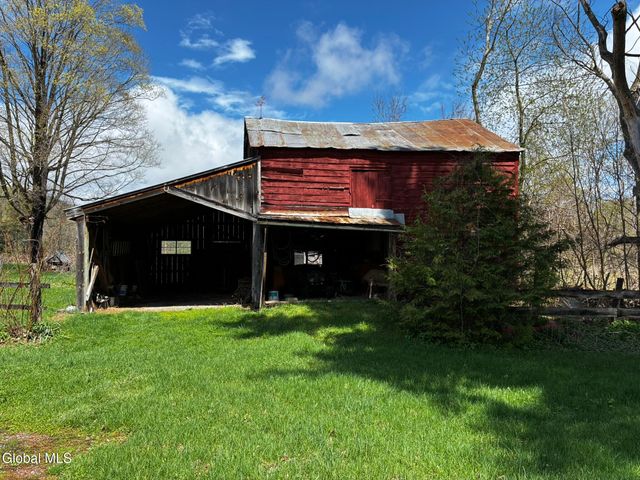 134 Schoolhouse Road, Middleburgh, NY 12157