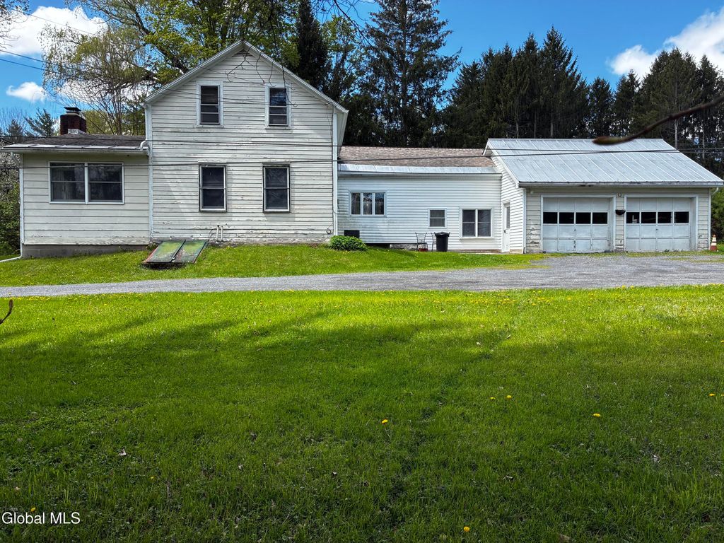 134 Schoolhouse Road, Middleburgh, NY 12157