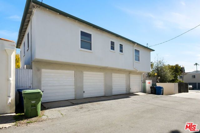 1453 Centinela Avenue, Santa Monica, CA 90404
